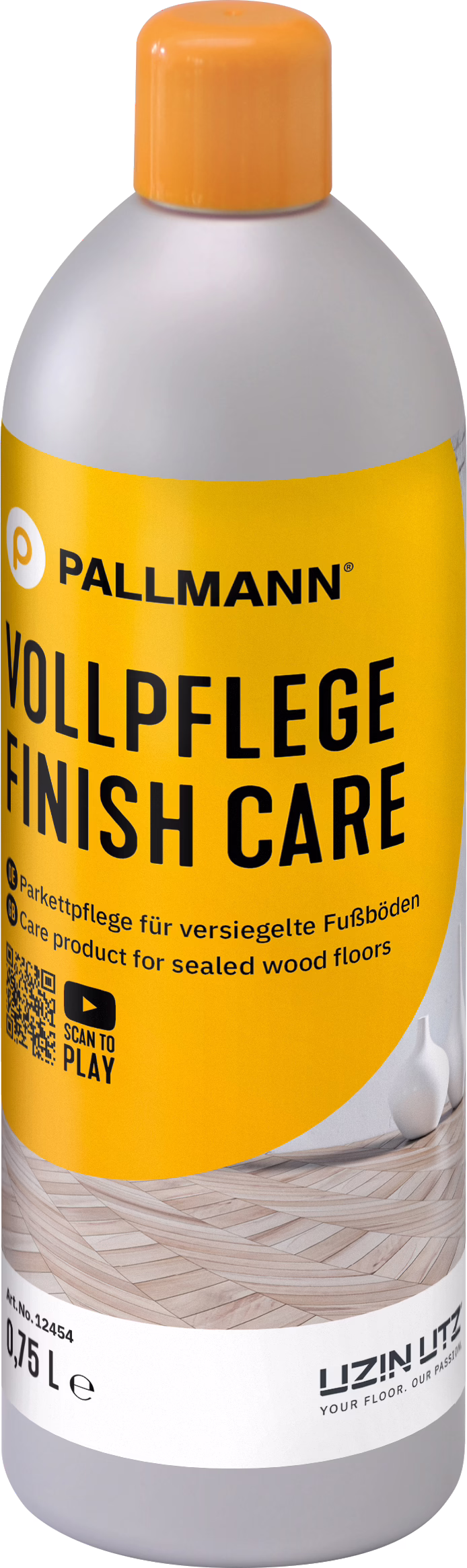 Une grande bouteille en plastique avec un bouchon orange et une étiquette jaune vif pour PALLMANN 'Vollpflege Finish Care', un produit d'entretien pour sols en bois scellés. L'étiquette présente le logo PALLMANN en noir et le texte noir 'VOLLPFLEGE FINISH CARE', une ligne bilingue 'Parkettpflege für versiegelte Fußböden / Care product for sealed wood floors', un code QR avec l'invite 'SCAN TO PLAY' et une petite image de parquet clair. L'étiquette inférieure indique la contenance '0,75 L', un numéro d'article et le logo du fabricant 'UZIN UTZ'. Le corps de la bouteille est gris clair, avec une épaule arrondie et une finition plastique brillante.